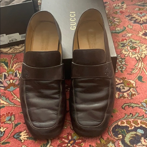 Gucci Other - GUCCI Quentin Cocoa loafers